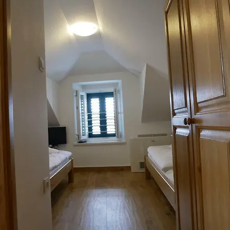 Jere Old Town 3* רוגוזניצה